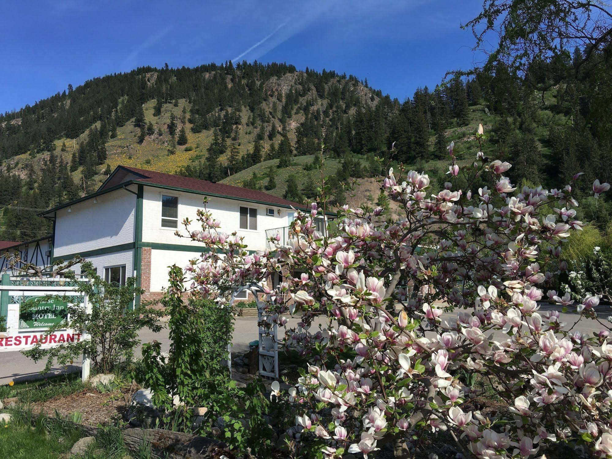 Chase Country Inn Kültér fotó