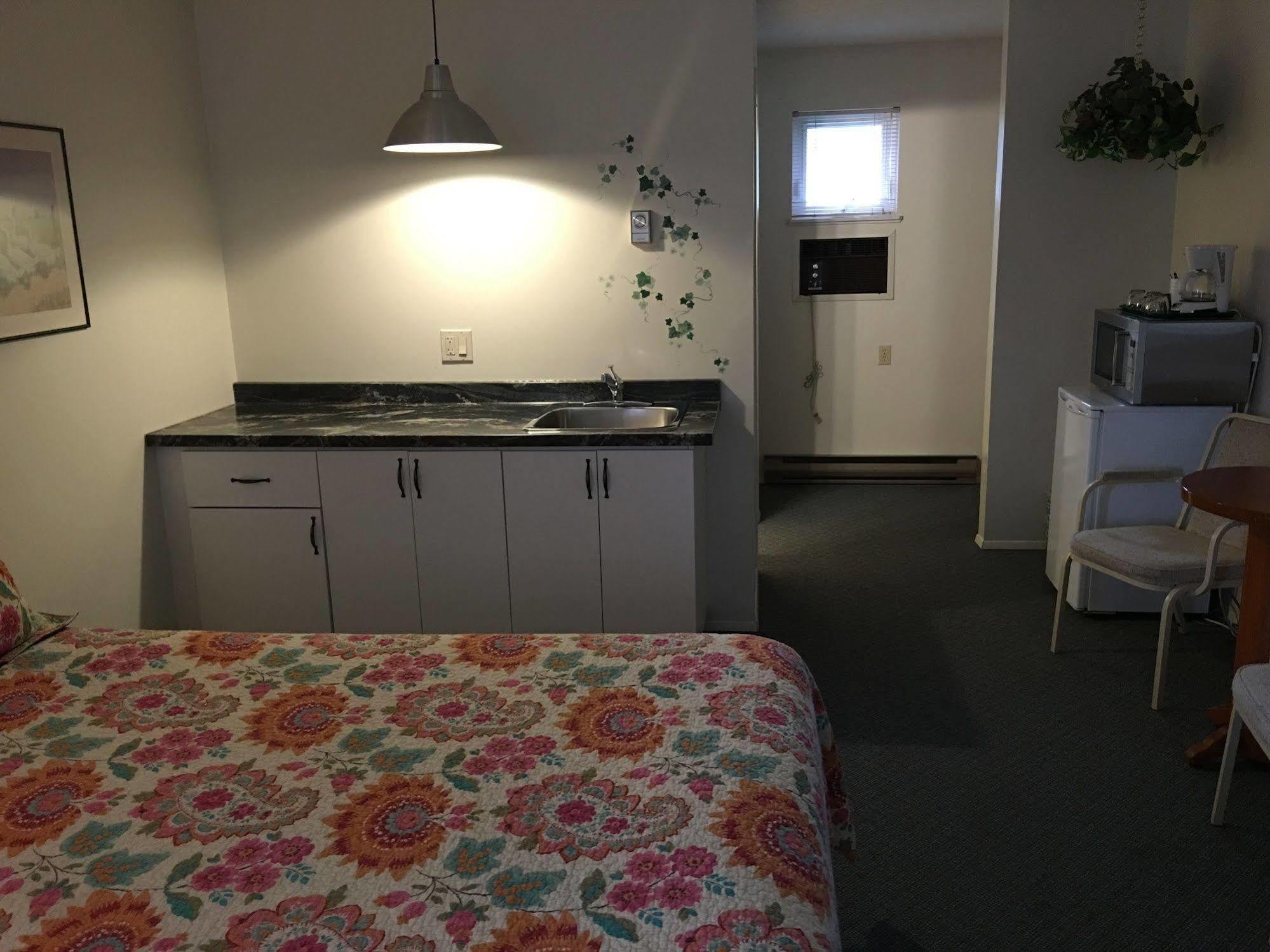 Chase Country Inn Kültér fotó