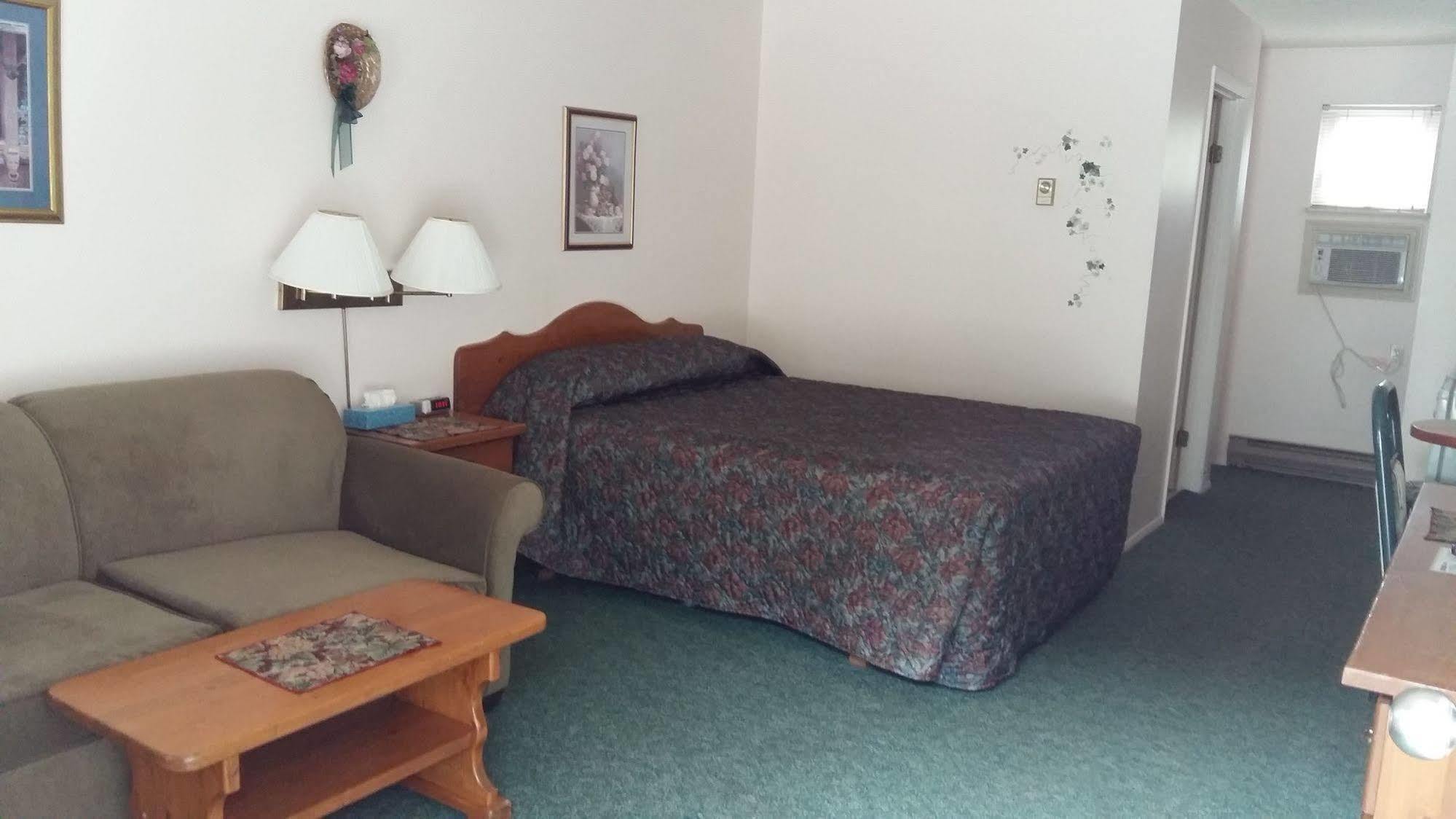 Chase Country Inn Kültér fotó