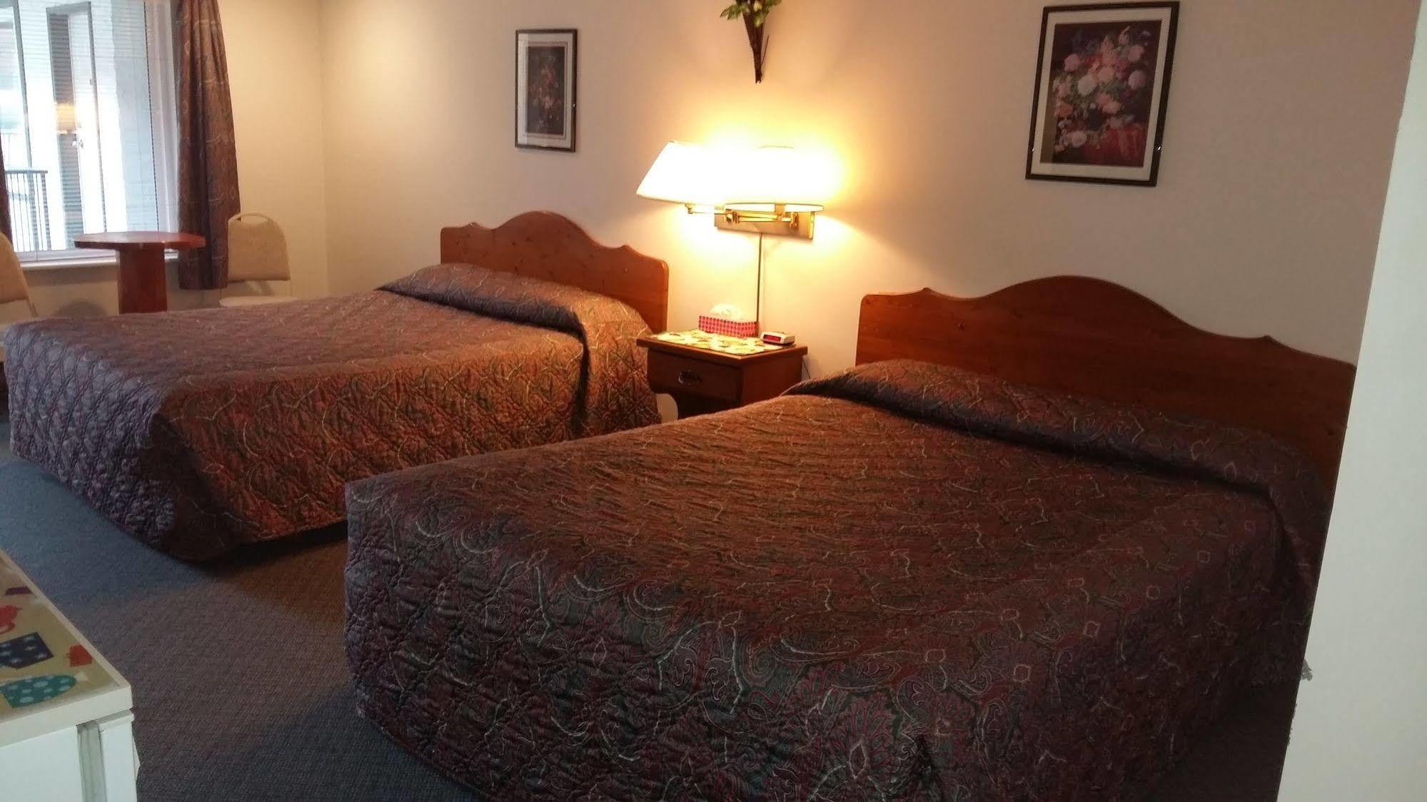 Chase Country Inn Kültér fotó